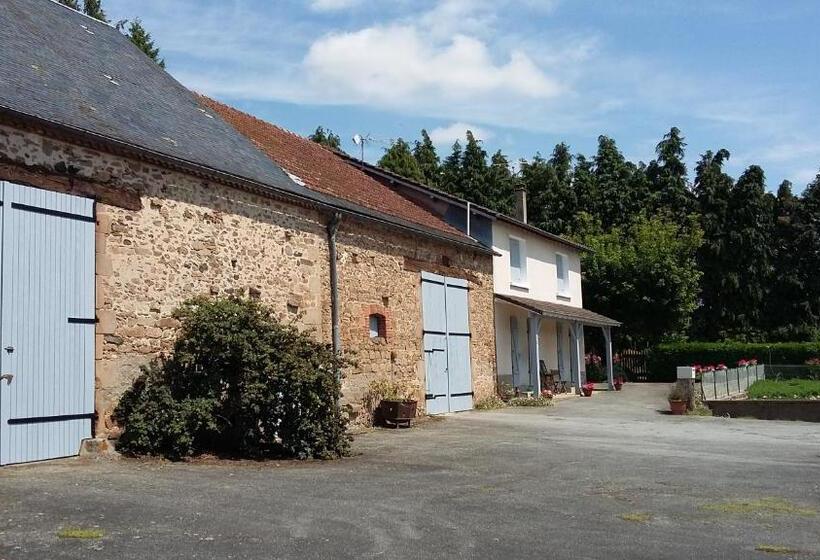 مبيت وإفطار La Source