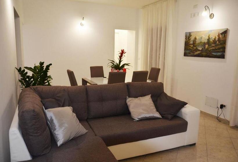 مبيت وإفطار La Tana Delle Lepri