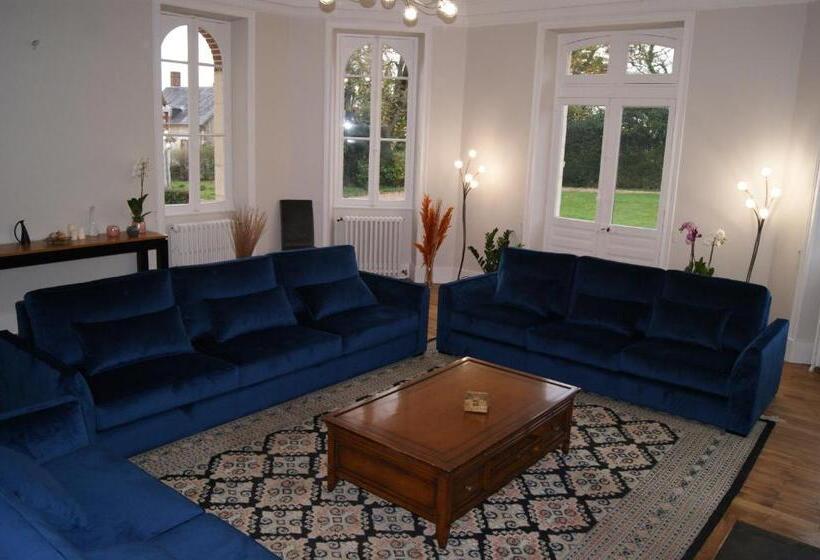 צימר Le Château De La Brosse Chambres D Hôtes