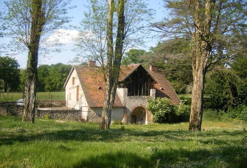 مبيت وإفطار Le Château De La Brosse Chambres D Hôtes
