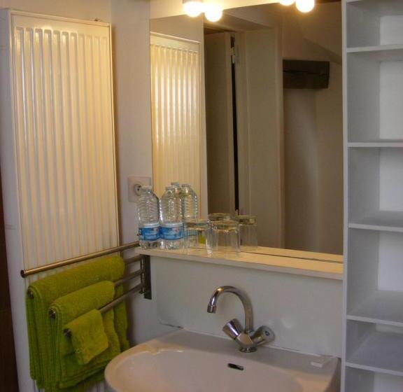 مبيت وإفطار Les Grandes Fontaines