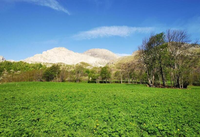 مبيت وإفطار Les Marmottes D Estenc