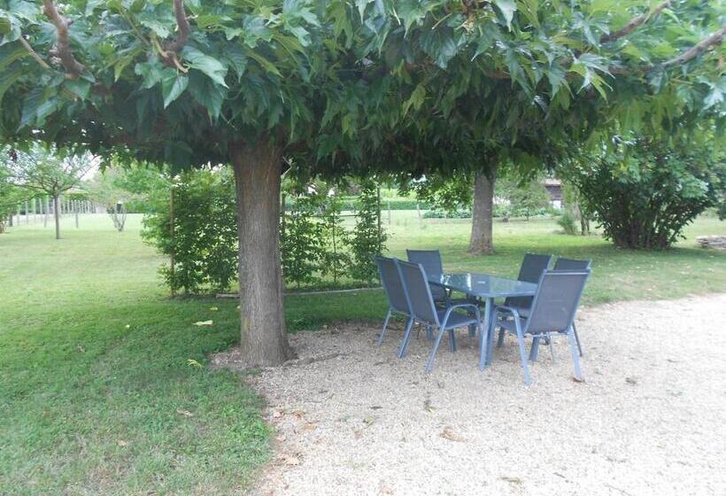 ベッドアンドブレックファースト Litdevin