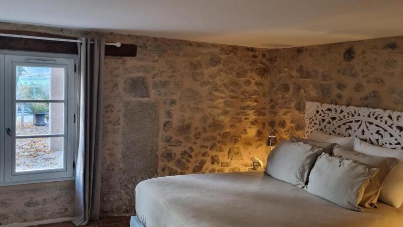 مبيت وإفطار Mas Tulipe De Soie