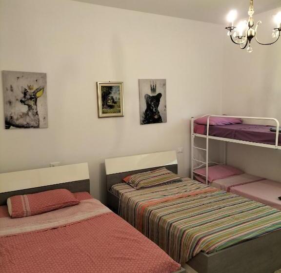 住宿加早餐  Noemi & Julienne