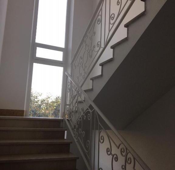 住宿加早餐  Noemi & Julienne