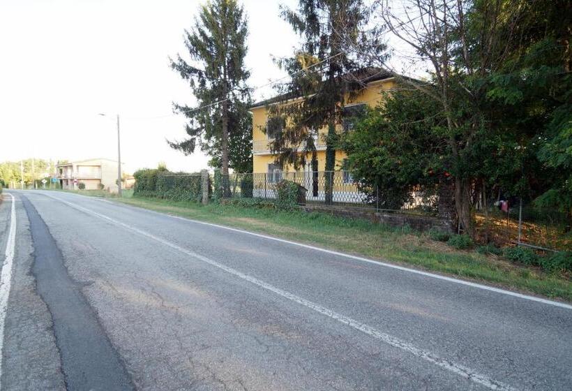 住宿加早餐  Noemi & Julienne