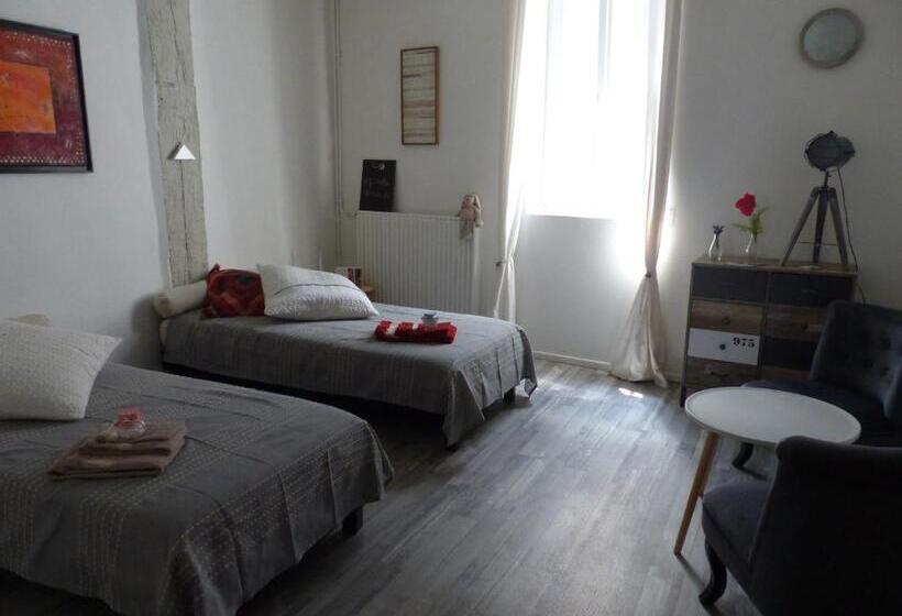 Bed and Breakfast Plume Et Pinceau