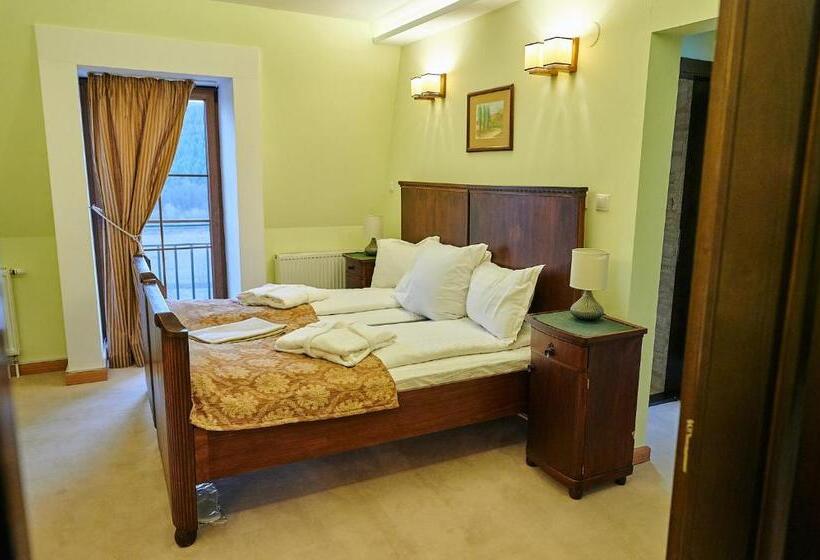 ベッドアンドブレックファースト Saciova Hills