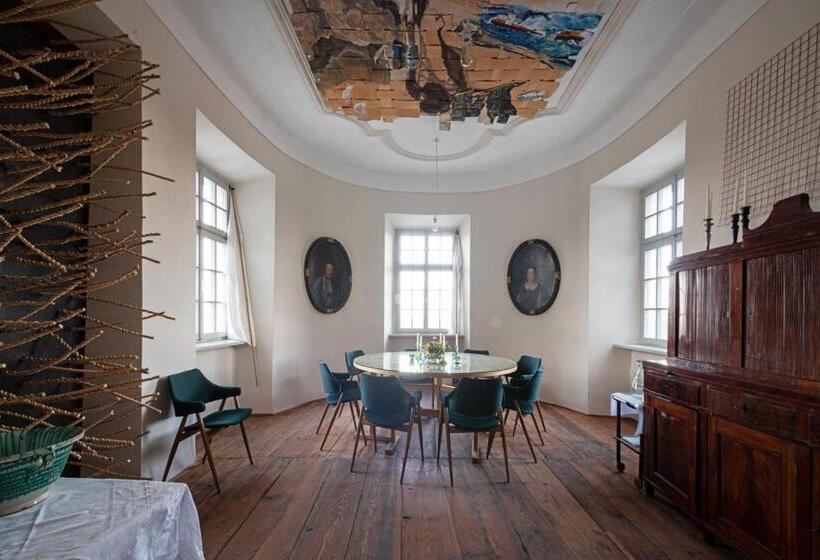 مبيت وإفطار Schloß Aichberg