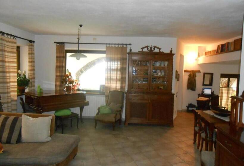 ベッドアンドブレックファースト Strada Antica