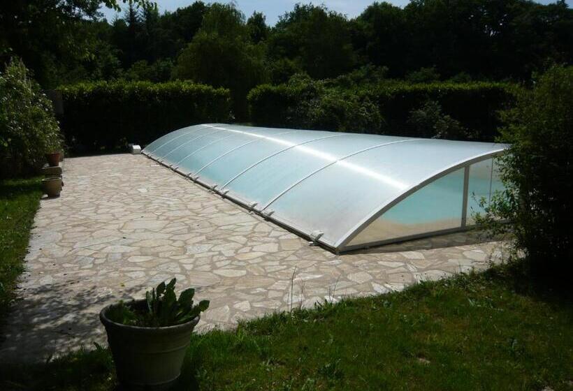 צימר Villa Dikaria