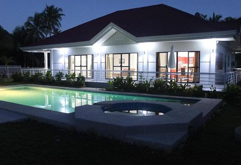 Bohol White House Bed & Breakfast