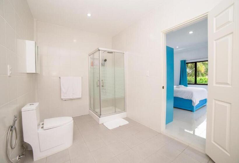 Bohol White House Bed & Breakfast