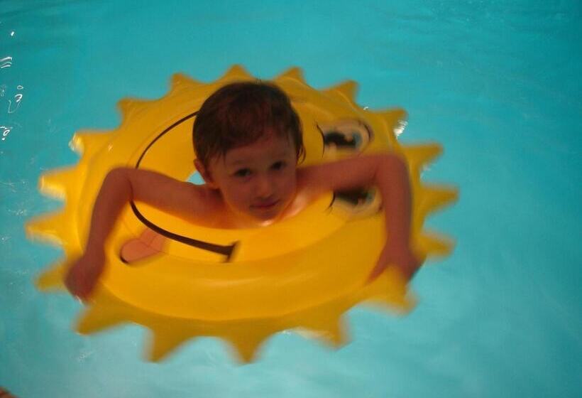 Отель A L étoile D Or