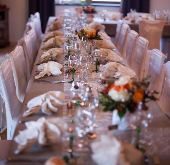 Отель A L étoile D Or