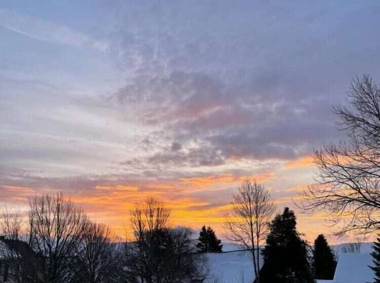 酒店 Auberge Du Cezallier