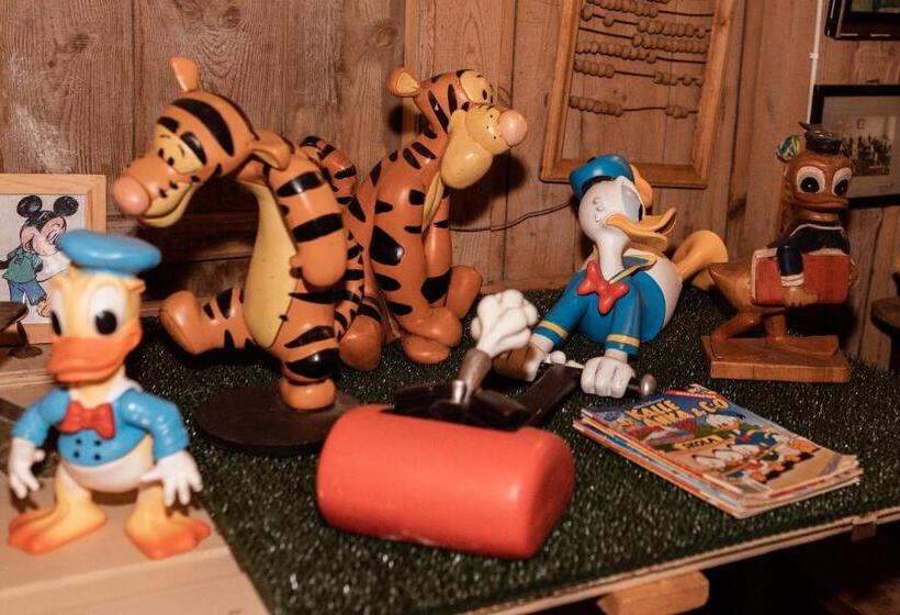 فندق Backgårdens Turism & Kultur