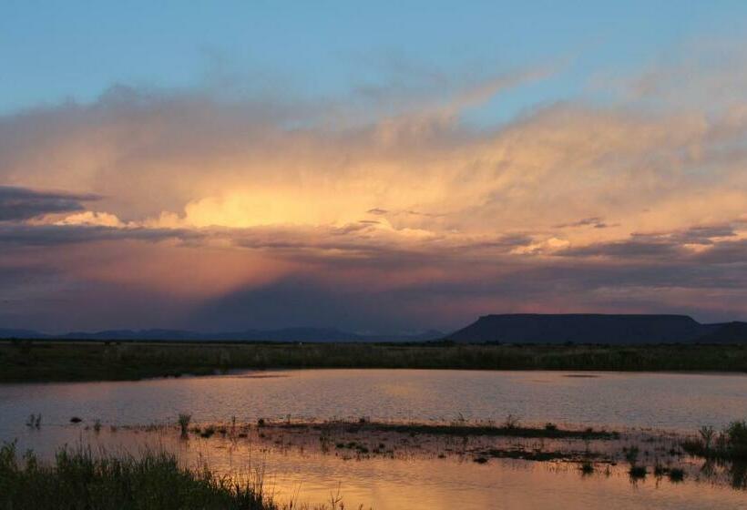 فندق Beaconsfield Farm