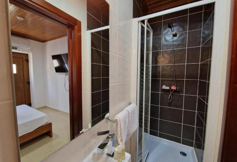 Отель Cascata Do Varosa