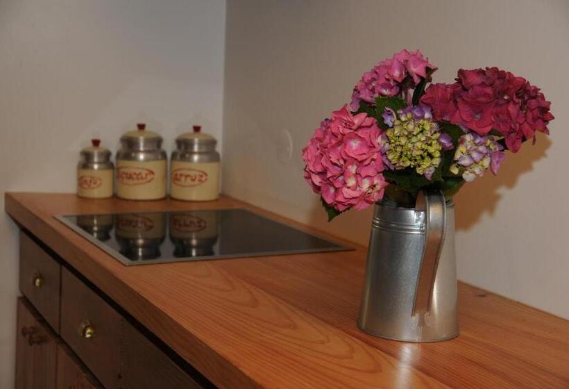 فندق Casinhas Da Levada