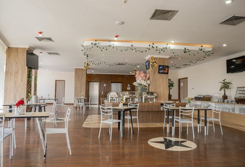 Goldvitel Hotel Surabaya