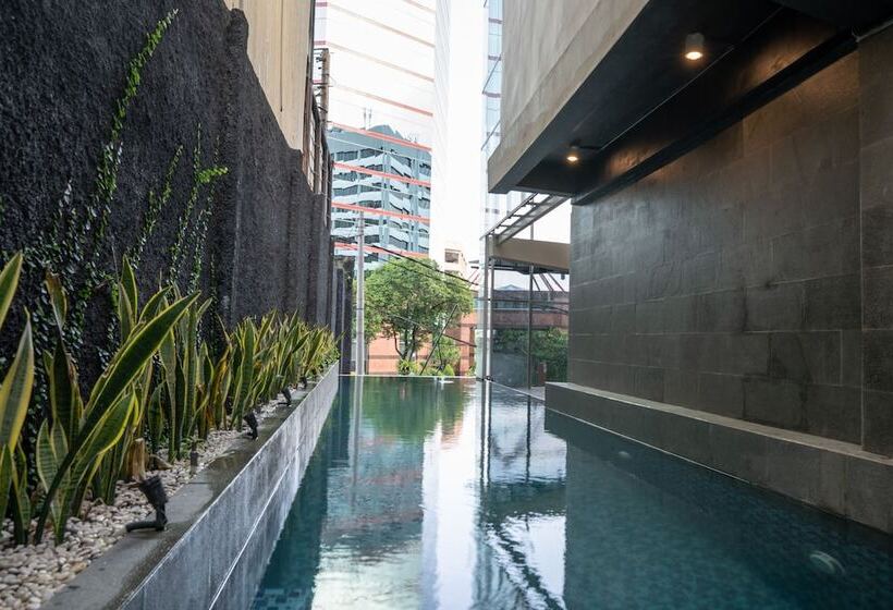 Goldvitel Hotel Surabaya