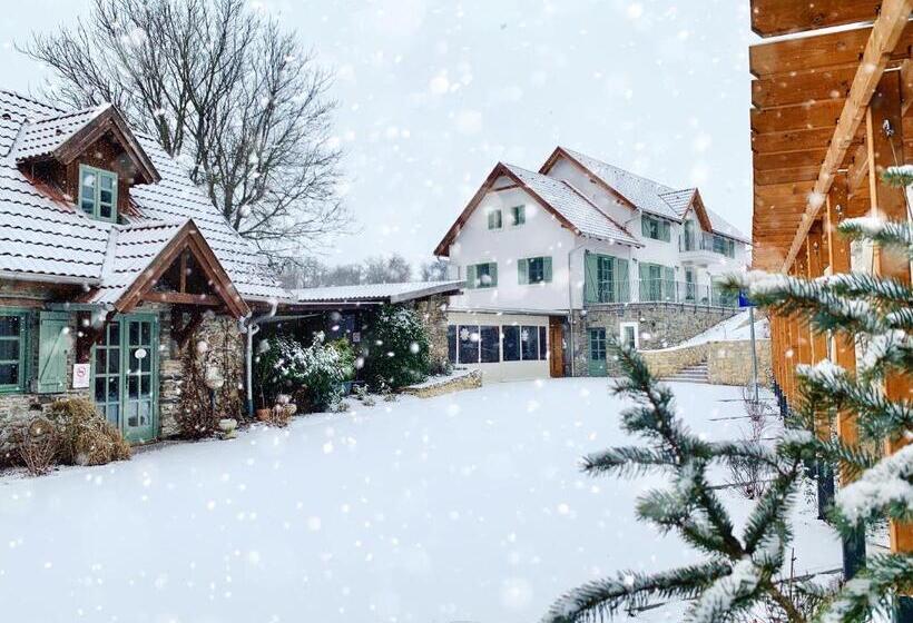 ホテル Hazai Provence