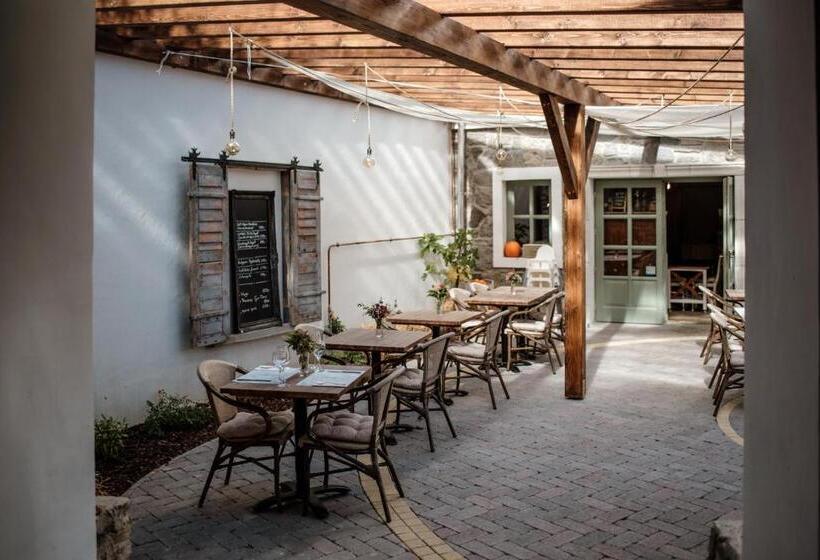 ホテル Hazai Provence