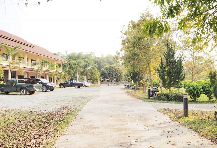 בית מלון כפרי Kong Krid Resort