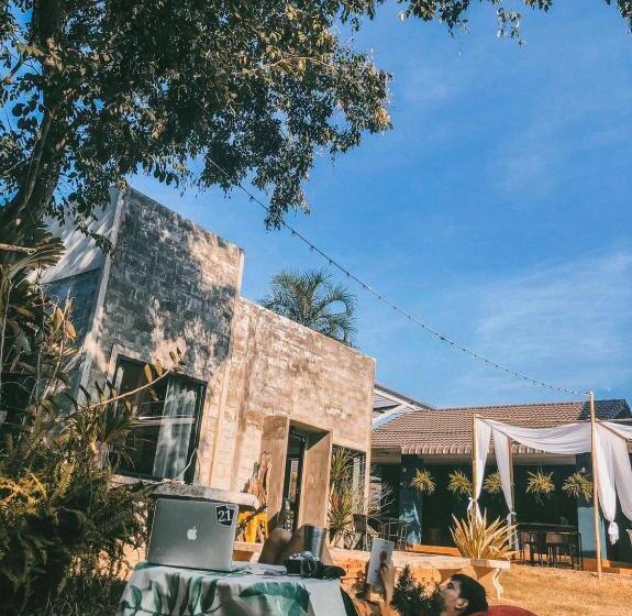 בית מלון כפרי Kong Krid Resort