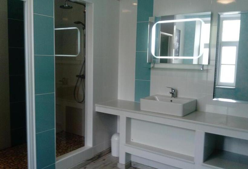 בית מלון כפרי L Ameriviere