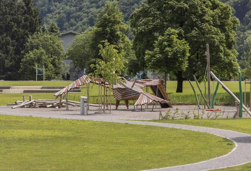 Hotell Lintharena Ag