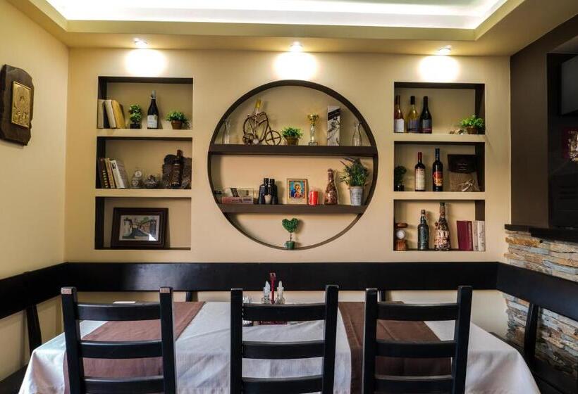 Отель Palitsi Dam Complex