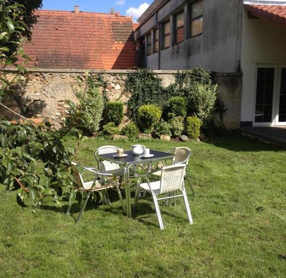 호텔 Pod Stráží