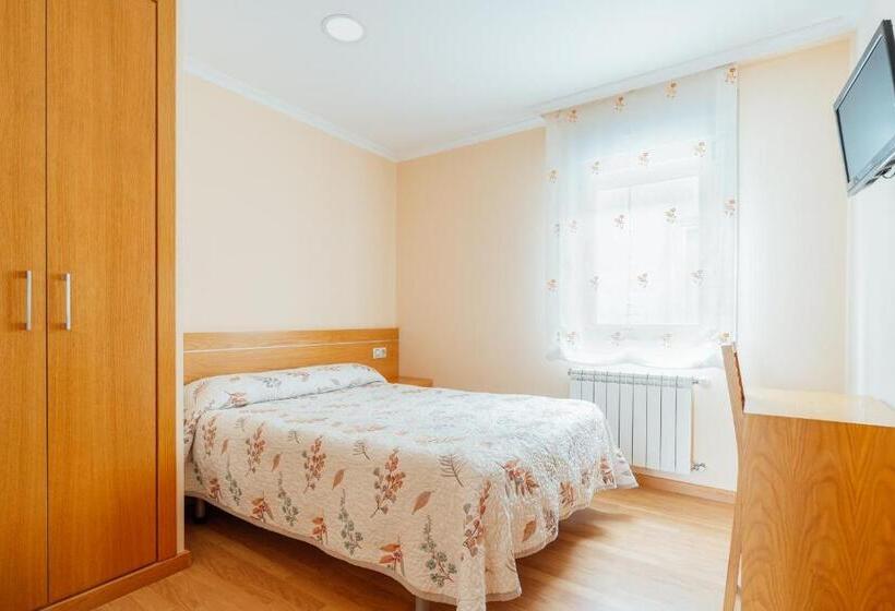 فندق Restaurante Cazador