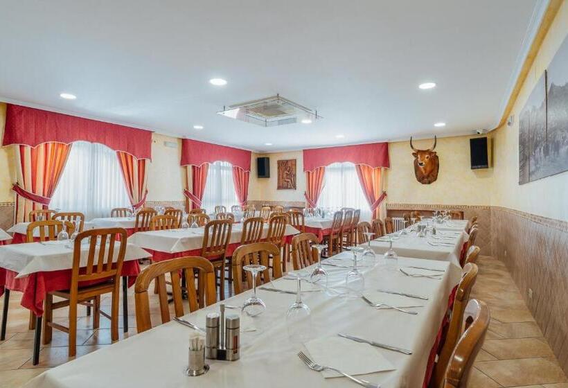 فندق Restaurante Cazador