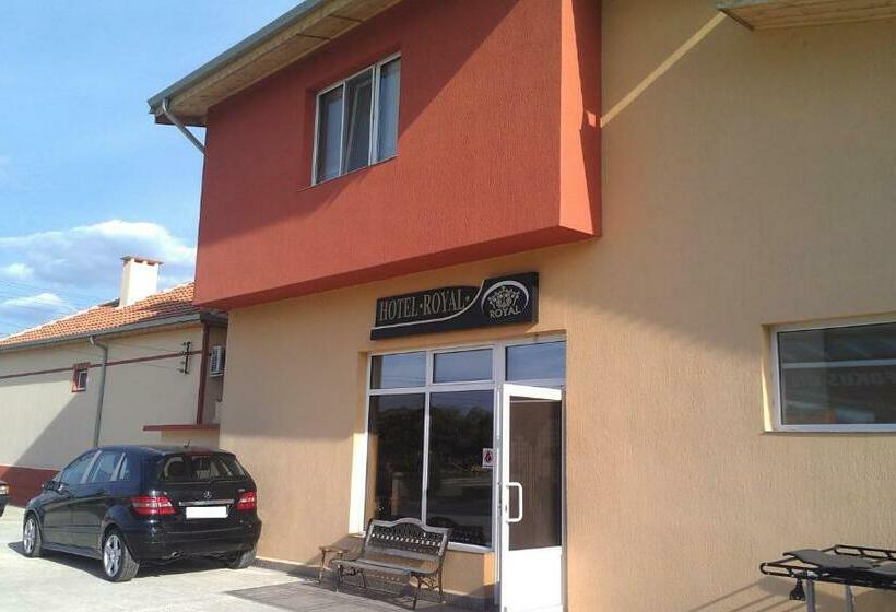 בית מלון כפרי Royal