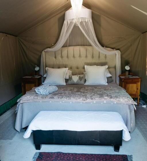 فندق Sanctuary Guest & Adventure Farm