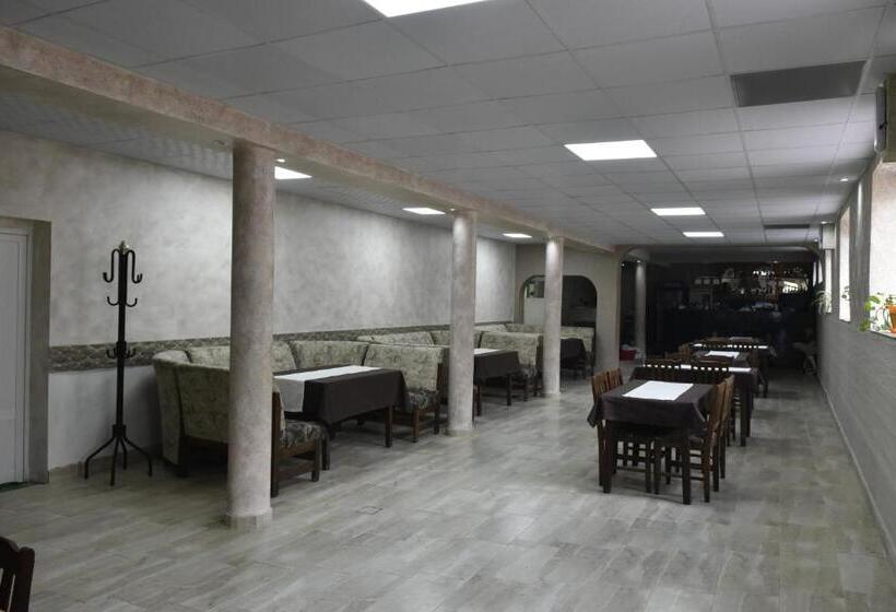 בית מלון כפרי Suhin Dol