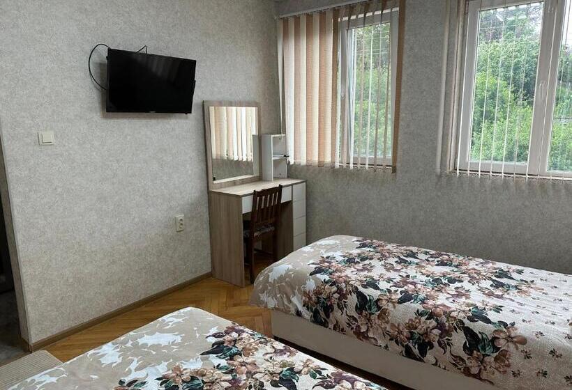 בית מלון כפרי Suhin Dol