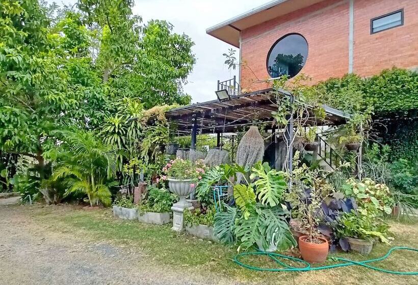 فندق Tantai Eco Farm Stay At Khao Yai