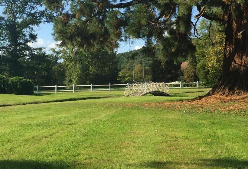 Le Manoir De Bénédicte B&b