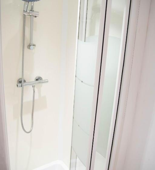 Monthly Stay Offer   En Suite   Kitchenette