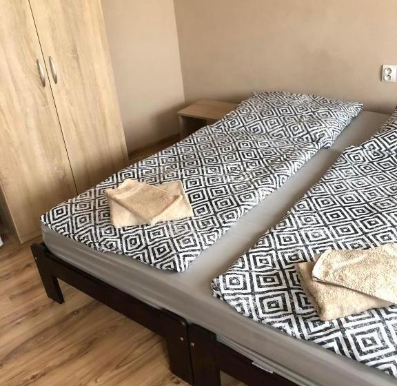 مُتل Ubytovanie Toscana