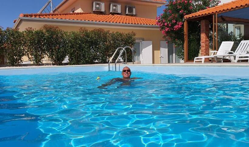 بنسيون Afonso S House Alpendurada