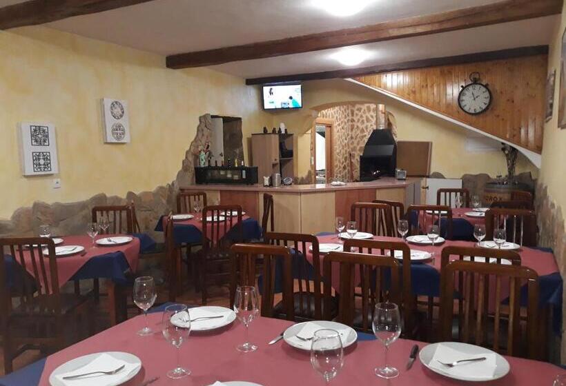 بنسيون Albergue Turístico Las Eras
