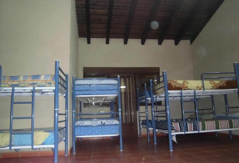 بنسيون Albergue Turístico Las Eras