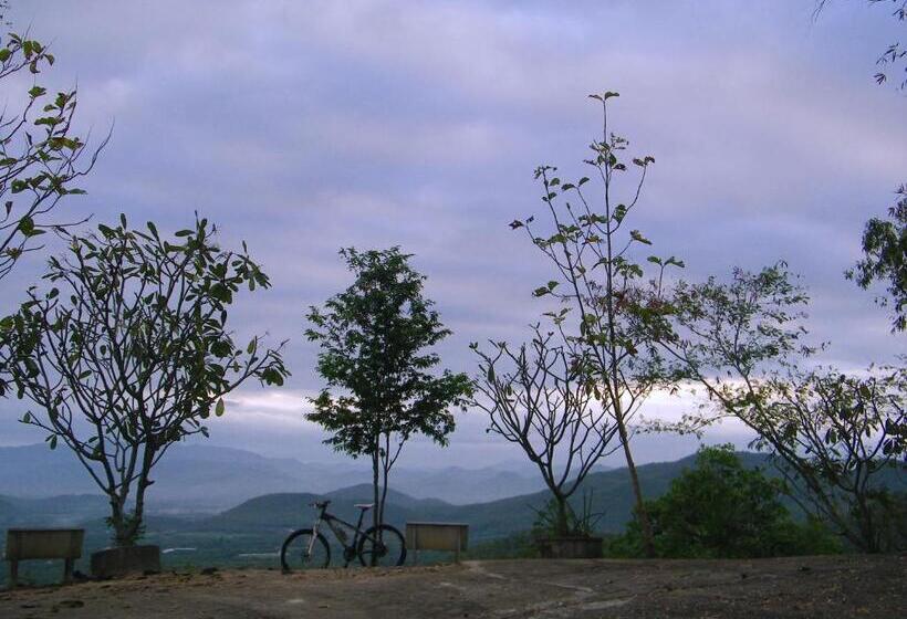 ペンション Banmon Makok