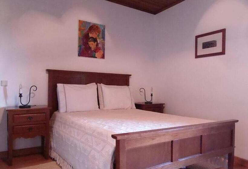 פנסיון Casa Dona Urraca